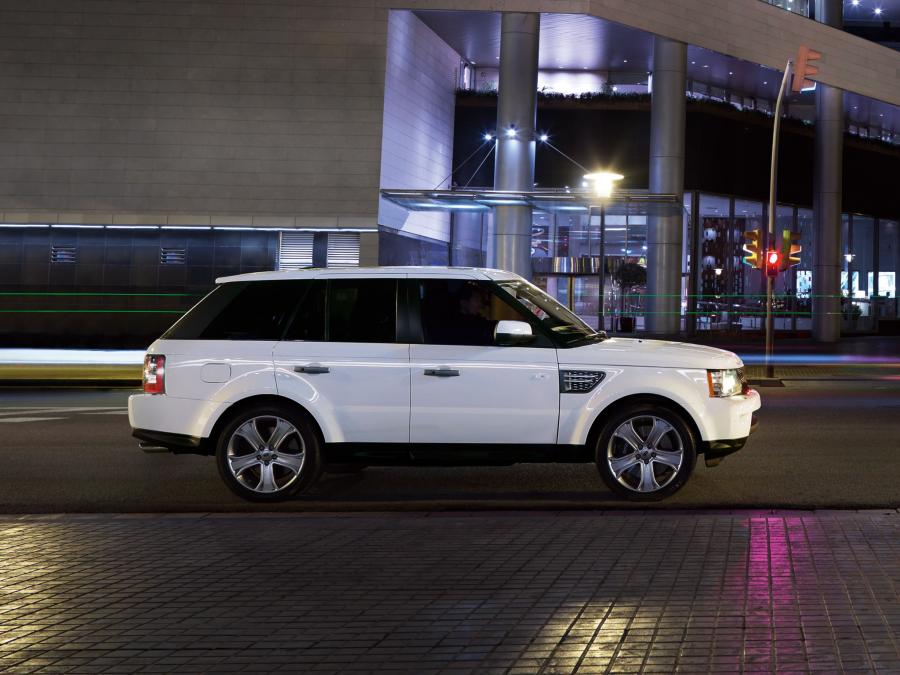  Land Rover Range Rover Sport Supercharged 2009 года  (фото 21 из 31)
